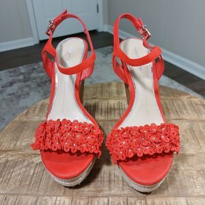 Gianni Bini Red Leather 3D Floral Studded Wedge Sandals Size 9M Ankle Strap